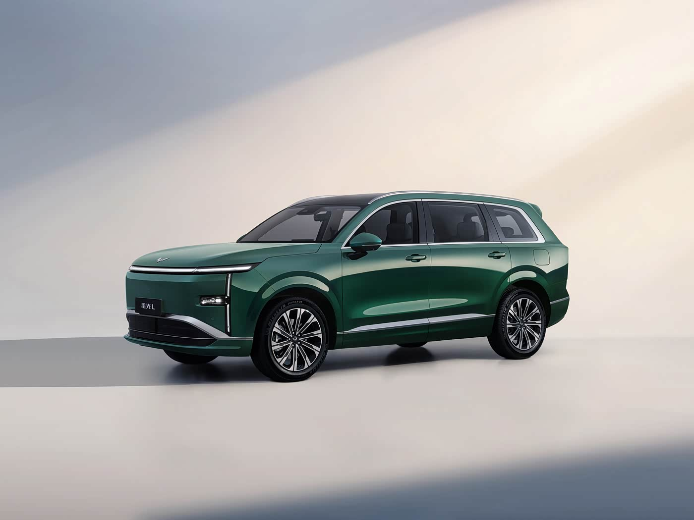 וואָס מאכט די Wuling Starlight L די ידעאַל לאַנג-קייט 6-אַוועקזעצן PHEV פֿאַר משפחות?